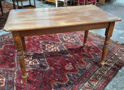 KITCHEN TABLE