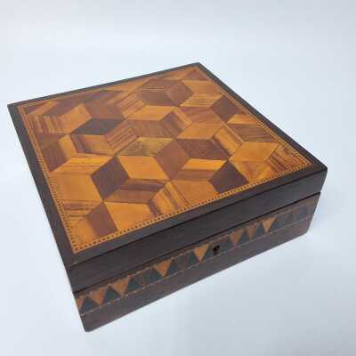 TUNBRIDGE WARE BOX