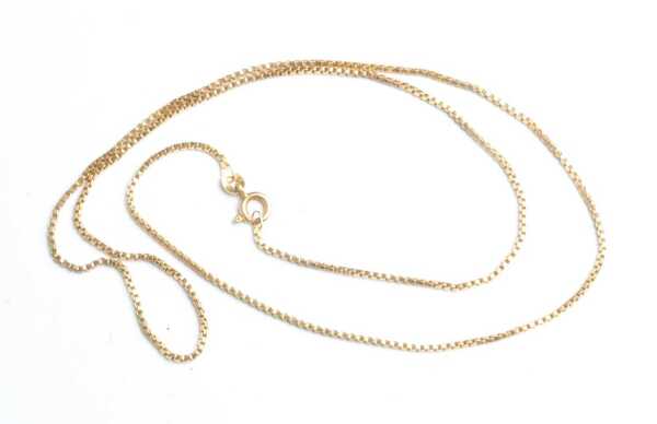 GOLD NECKLACE