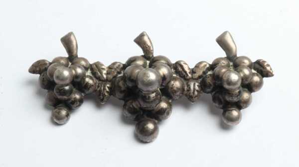 SILVER BROOCH