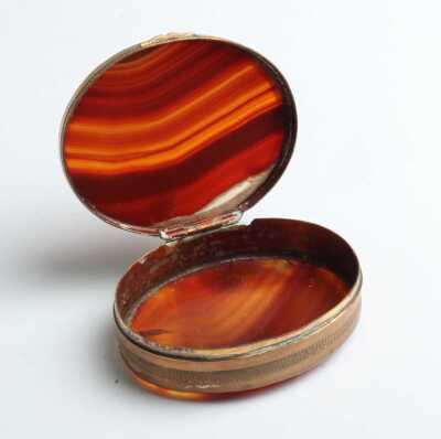 AGATE BOX