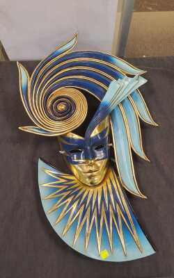DECORATIVE VENETIAN MASK
