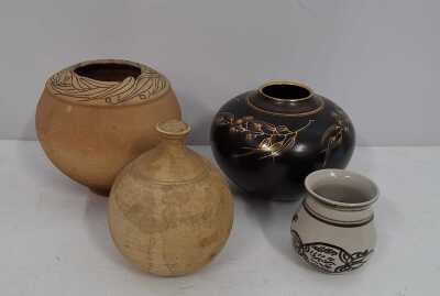 AUSTRALIAN POTTERY