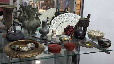 ORIENTAL DECOR