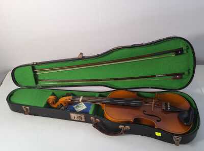 VIOLIN