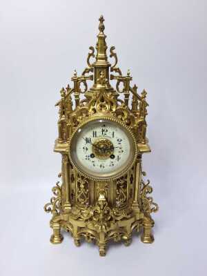 MANTEL CLOCK