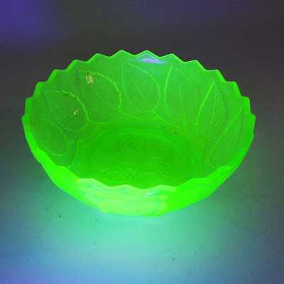 URANIUM GLASS BOWL