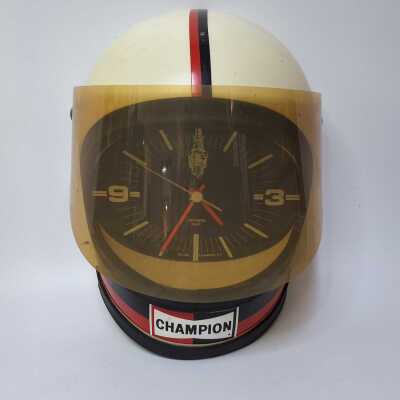 ADVERTISING CLOCK