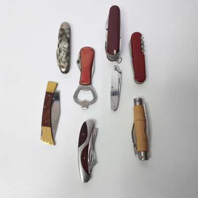 POCKET KNIVES