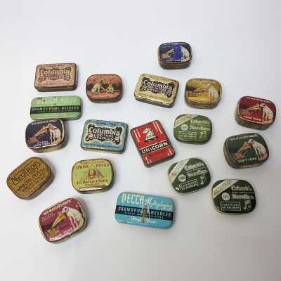 NEEDLE TINS