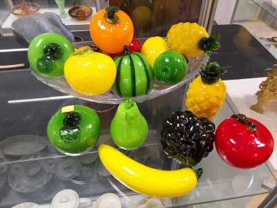 GLASS FRUIT