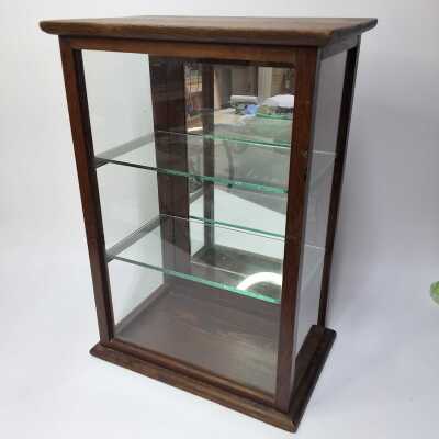 DISPLAY CABINET