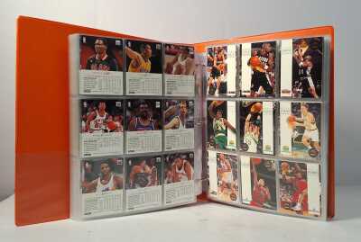 BASKETBALL CARDS