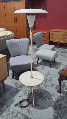 FLOOR LAMP