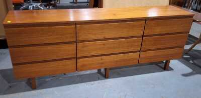SIDEBOARD