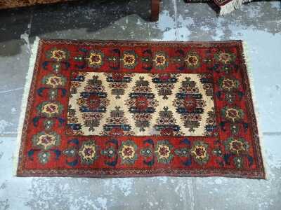ENTRANCE RUG
