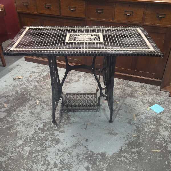 PATIO TABLE