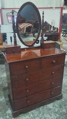 DRESSING CHEST