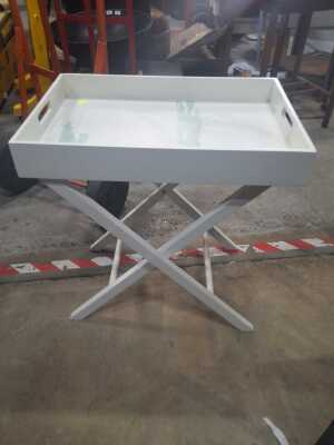 TRAY TABLE