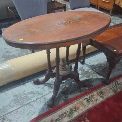 SALON TABLE
