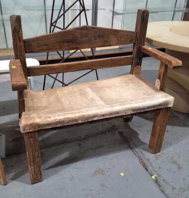 BENCH SEAT