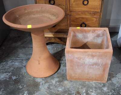 TERRACOTTA LOT