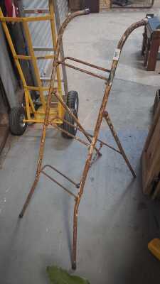 LADDER