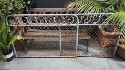 DRIVEWAY GATES