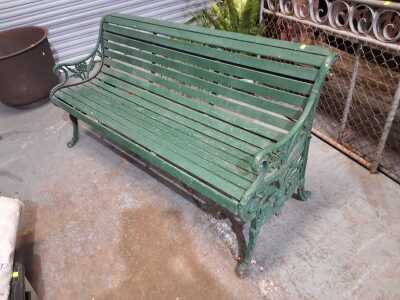 GARDEN BENCH