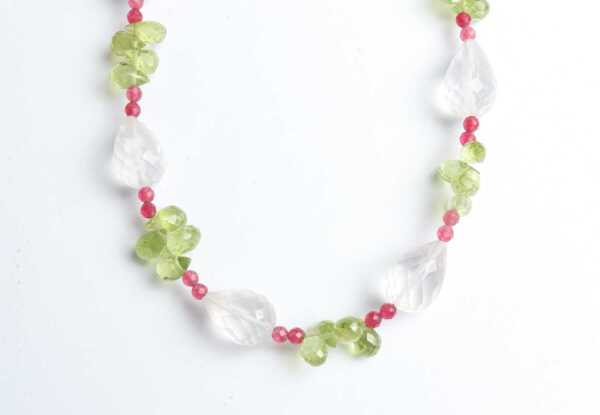 GEMSTONE NECKLACE
