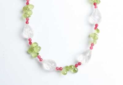 GEMSTONE NECKLACE