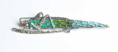 SILVER BROOCH