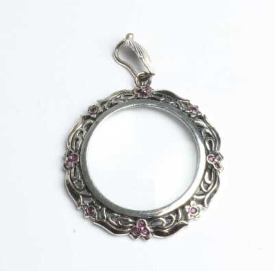 SILVER MAGNIFIER