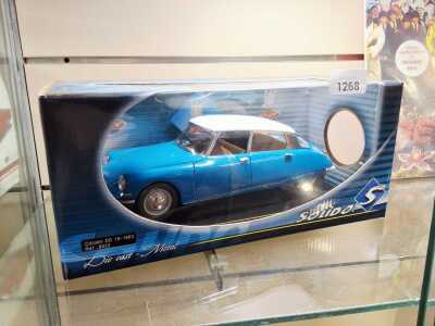 MODEL CAR