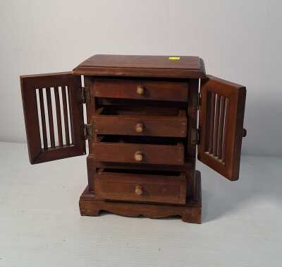 JEWELLERY BOX