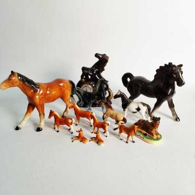 HORSE ORNAMENTS