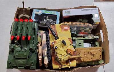 TOY TANKS