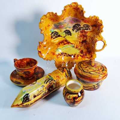 SOUVENIR POTTERY