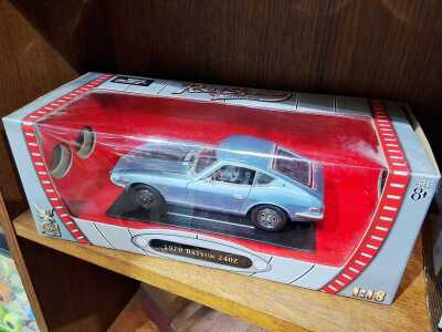 MODEL CAR