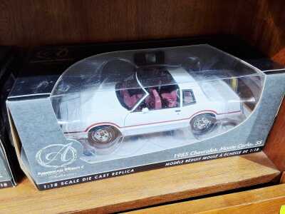 MODEL CAR