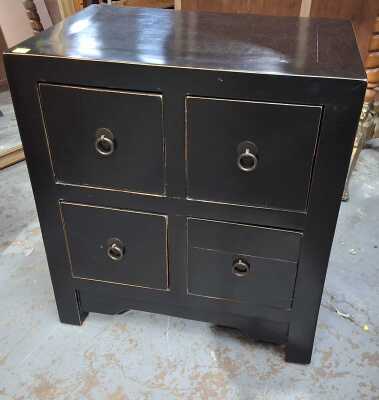 SIDE DRAWERS
