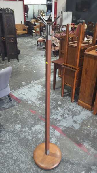 COAT STAND