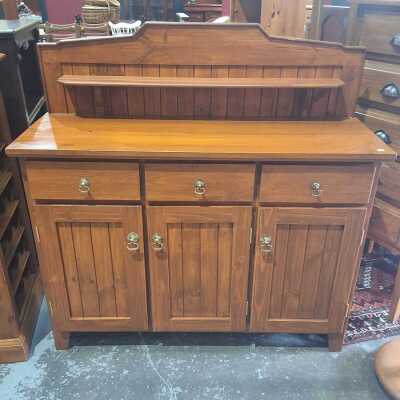 SIDEBOARD