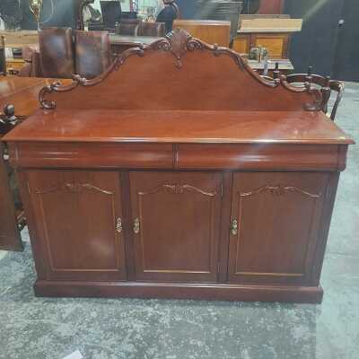 CHIFFONIER