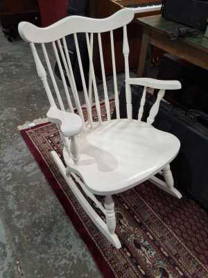 ROCKING CHAIR