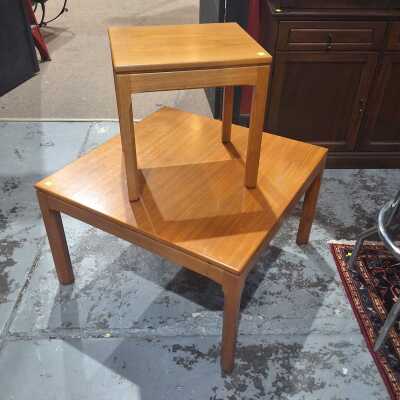 COFFEE AND LAMP TABLE