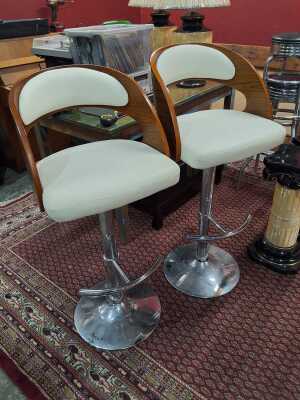 BAR STOOLS