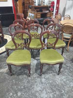 DINING CHAIRS