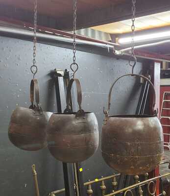 HANGING PLANTERS