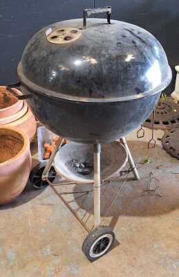 KETTLE BBQ
